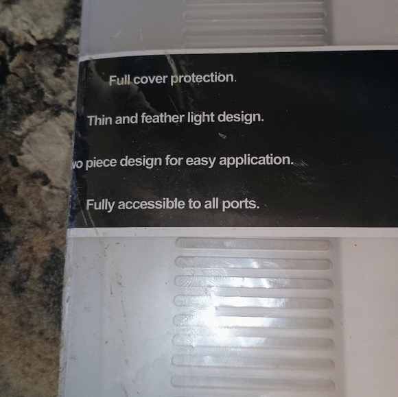 Floral MacBook Case. Brand New In Package Full Cover Protection Thin Lightweight - Picture 5 of 6